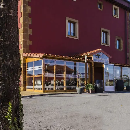 Palacio Munatones Hotel