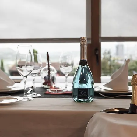 Hotel Palacio Munatones