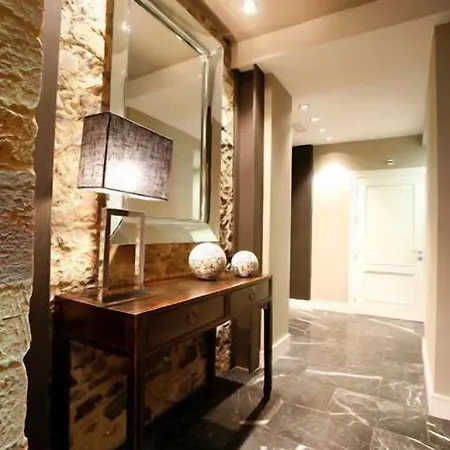 ホテル Palacio Munatones