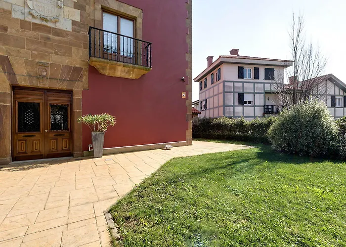 Palacio Muñatones * Muskiz