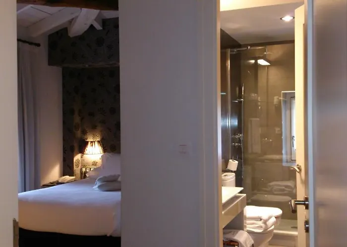 Hotel Palacio Munatones